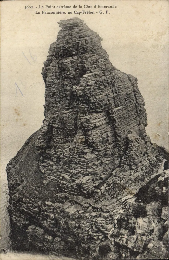 Het uiterste punt van de Zee van de Esmeraald — La Fauconnière op Cap-Fréhel — G. F. — n° 3602 - Voorkant