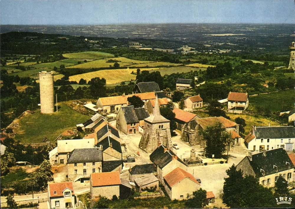 Toulx-Ste-Croix — Visão geral aérea — Éditions Lartieue, n° 230314 - Frente