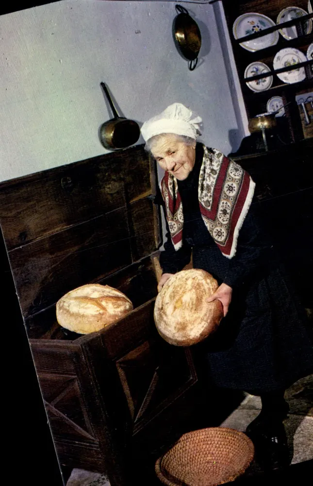 Creusiaanse boerenvrouw — Folklore Marchois — Edities de Larieou - Voorkant