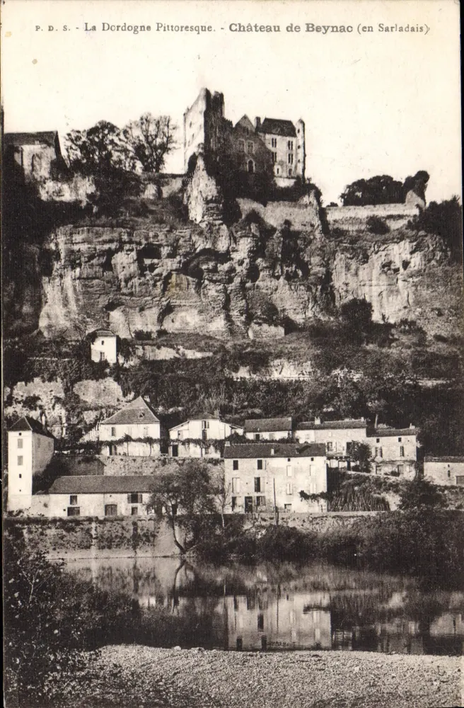 Castelo de Beynac (em Sarladais) — A Dordogne Pittoresca — P.D.S. - Frente