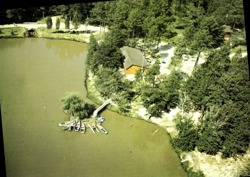 Étang de Radelou — Centro de lazer — Éditions THEOAC - Frente