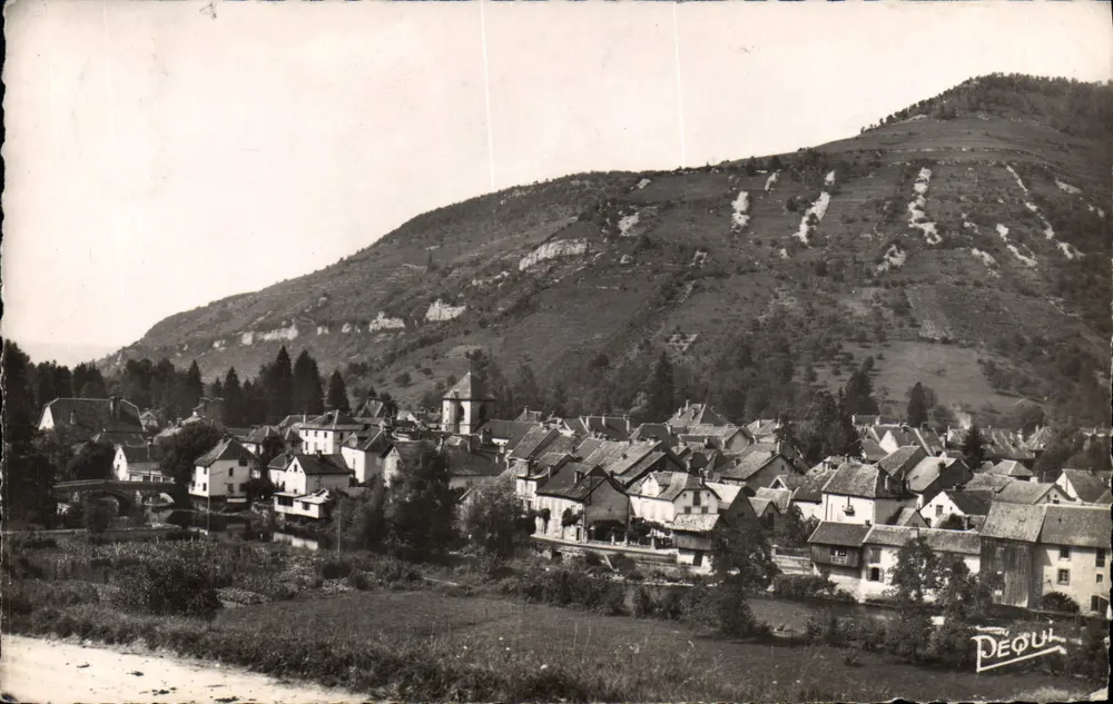 Déouil — vista geral — Déouil - Frente