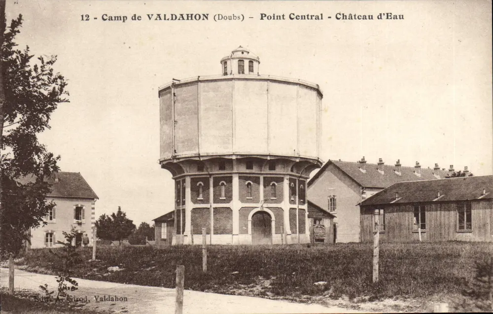 Camp de Valdahon (Doubs) — Point Central — Zamek wodny — Wydawca A. Gizoud, Valdahon - Awers