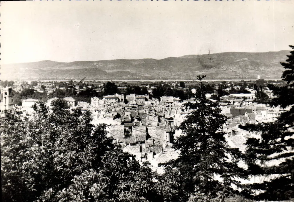 Montélimar — Vue générale — Édité par G. Pay, Avignon - Recto