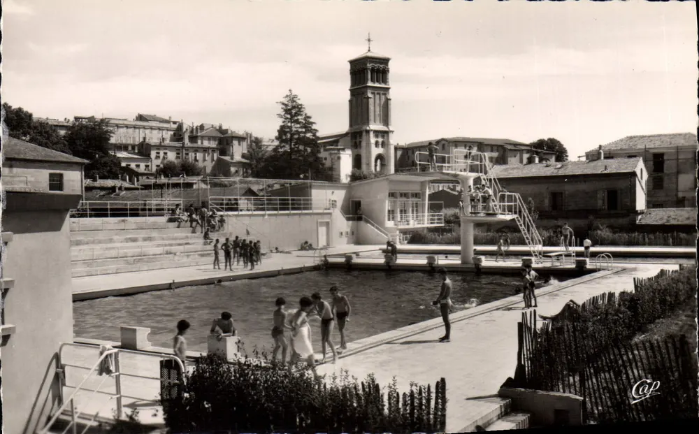 Valence - A Piscina — (Bovet, arquiteto) — CAP, Paris - Frente