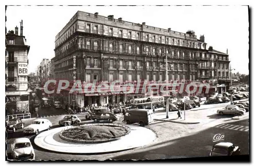 Grand Hôtel Dor - Valence — vista da praça da República — editor CPAdéCollection - Frente