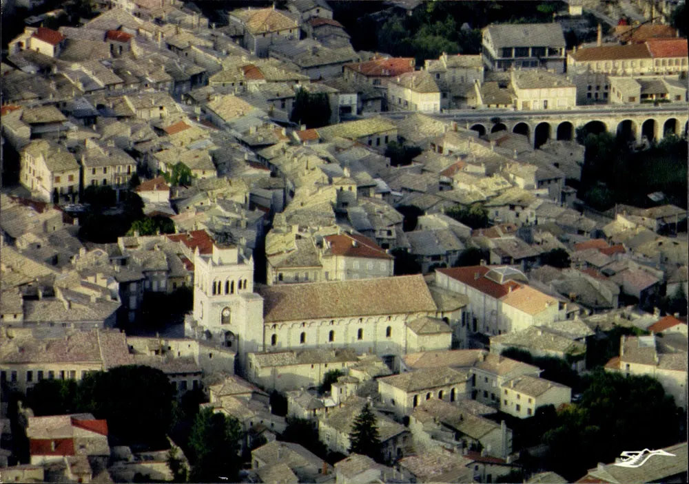 Die (Drôme) — Vista geral — Sociedade de Agências e de Difusão, Br. r. Sergent Bobillot - Frente