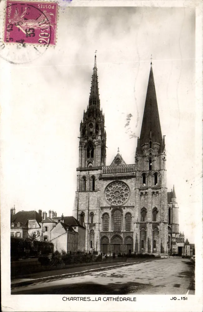 Chartres — A Catedral — Jo 151 - Frente