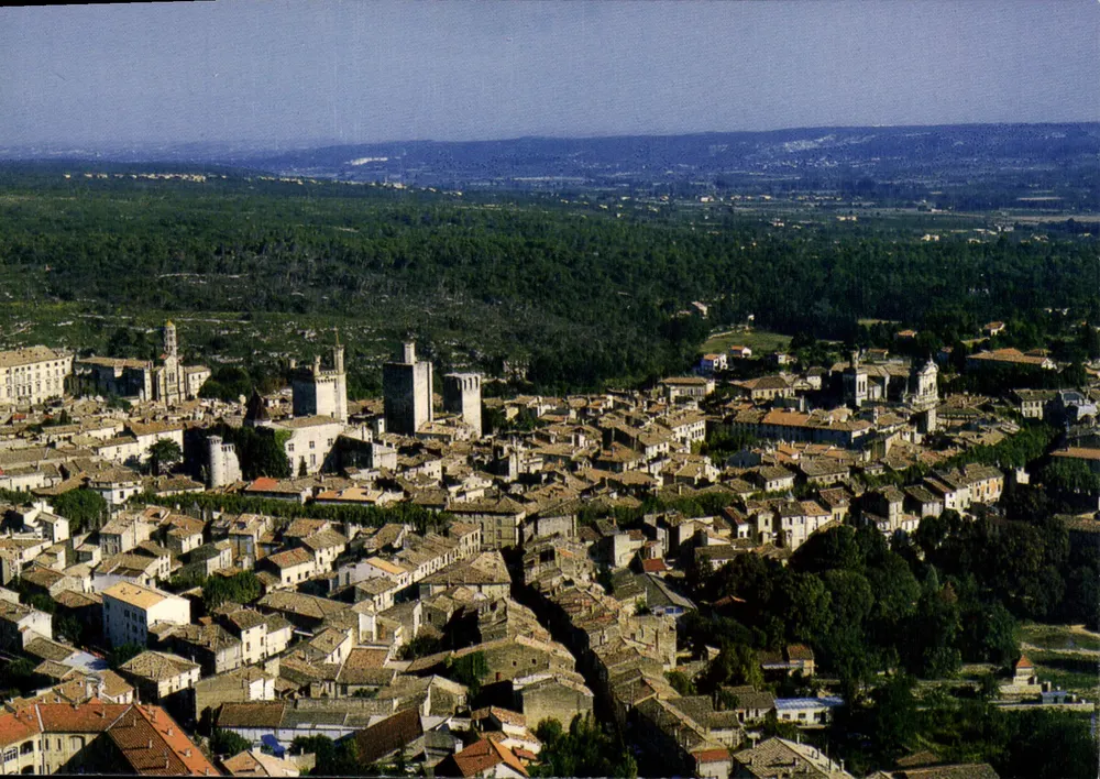 Uzes — 'Primeiro ducado da França' — Editions CAP THEOJAC, n° 300378 - Frente