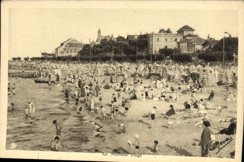 A Nova Praia — Arcachon — Costa de Prata — Edição Léon Neveu - Frente