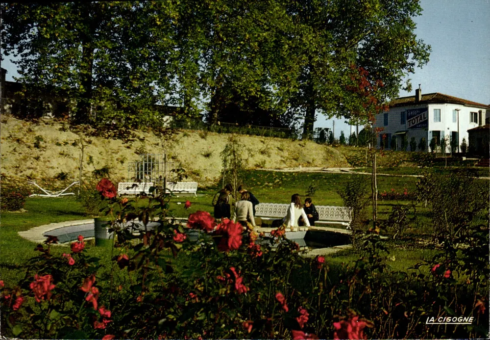 Créon (Gironde) — Der öffentliche Garten und der Miniatur-Golf — La Cigogne - Vorderseite