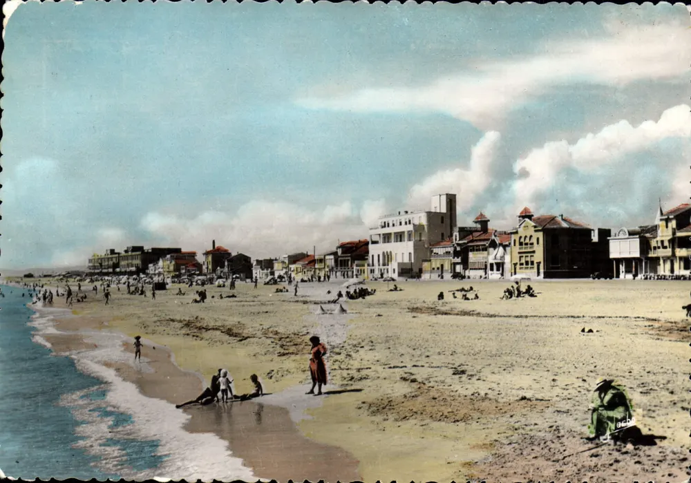 Palavas-les-Flots — Conjunto da margem direita e a Praia — S.N.E. Narbo - Frente
