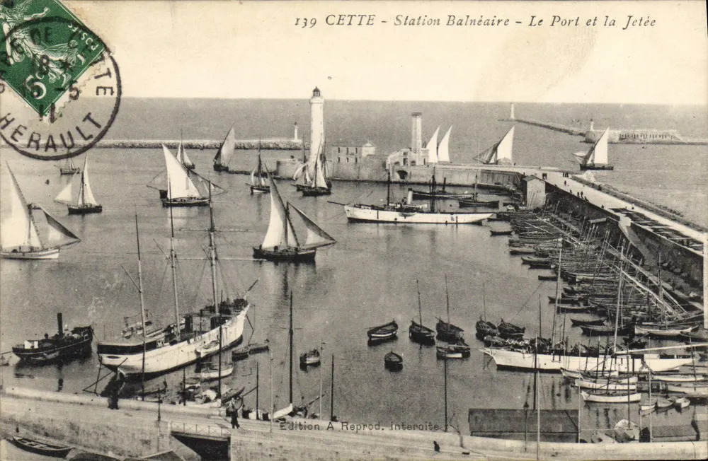 CETTE - Station Balnéaire - Le Port et la Jetée — Édition A Reprod. interoite, n°139 - Recto