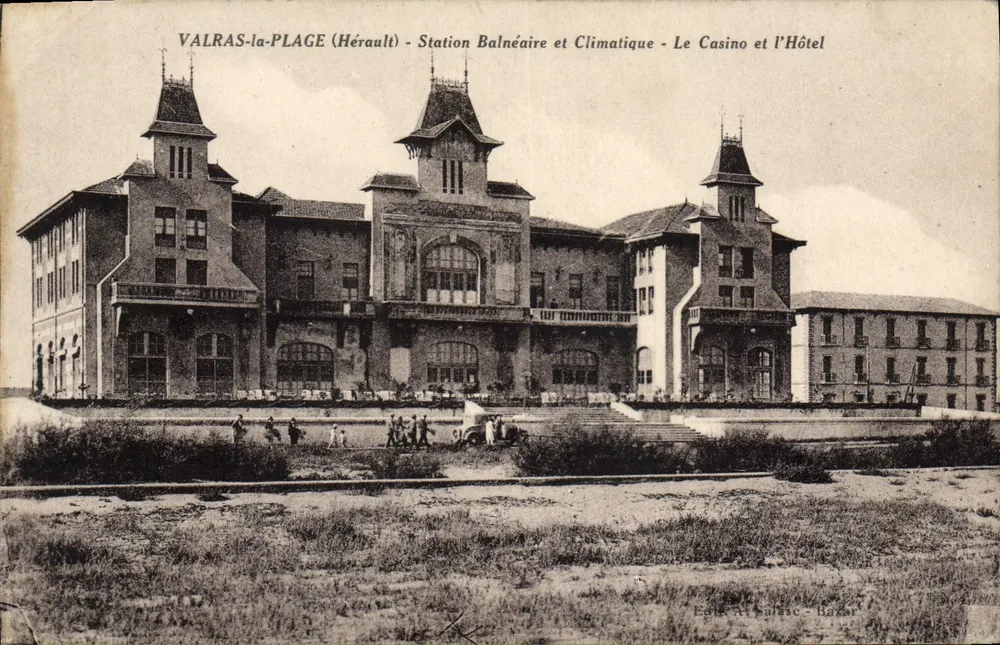 Valras-la-Plage (Hérault) - Bäder- und Klimastation - Das Casino und das Hotel - Vorderseite