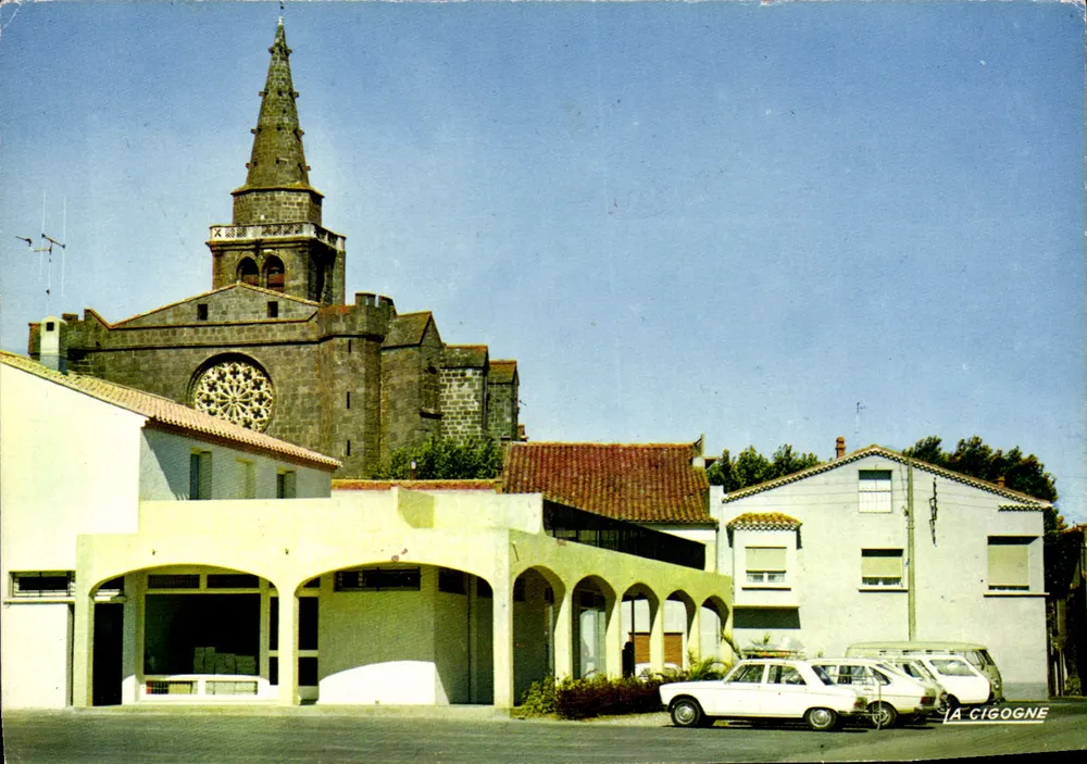 Vias-sur-Mer — Igreja — Edições Rond-Point de l'Indépendance - Frente