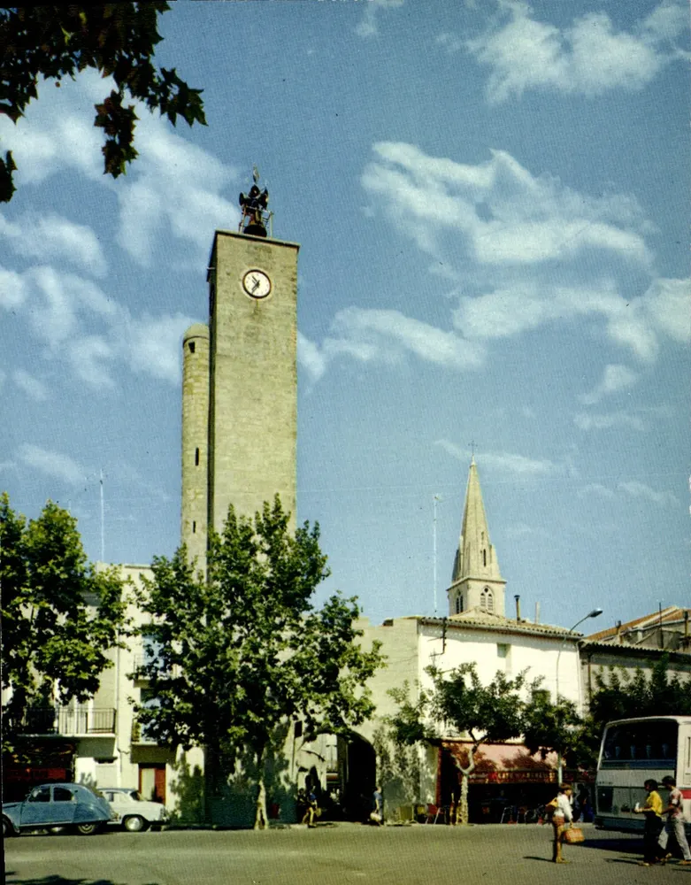 Saint-André de Sangonis (Hérault) — Der Platz, die Uhrenturm — Éditions La Cigogne - Vorderseite