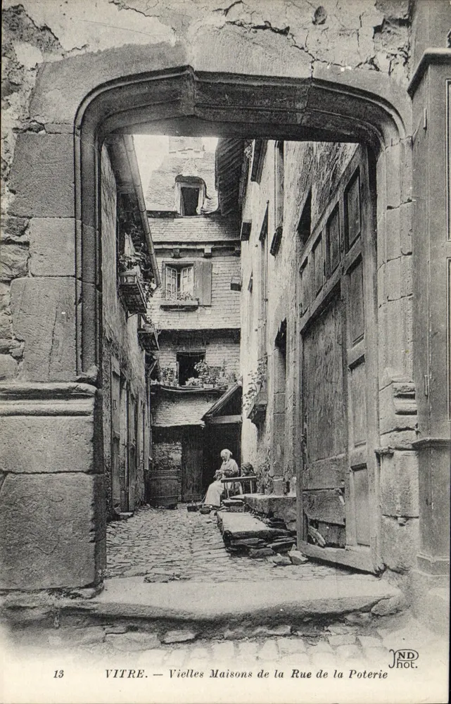 Vitre — Alte Häuser in der Rue de la Poterie — JND Phot. - Vorderseite