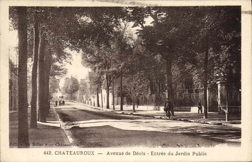 Châteauroux — Avenue de Déols — Eingang zum öffentlichen Garten — Verlag Au Bélîer, n°442 - Vorderseite