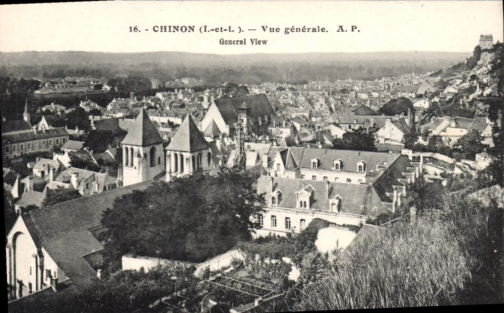 Chinon (Indre-et-Loire) — Allgemeiner Blick — A.P. - Vorderseite