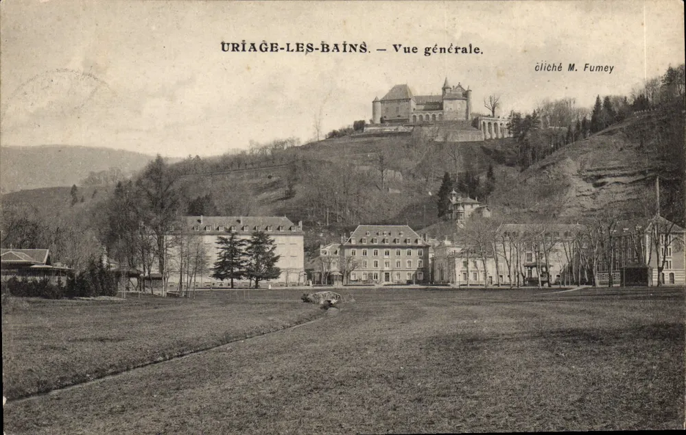Uriage-les-Bains — Vista geral — cliché M. Fumey - Frente