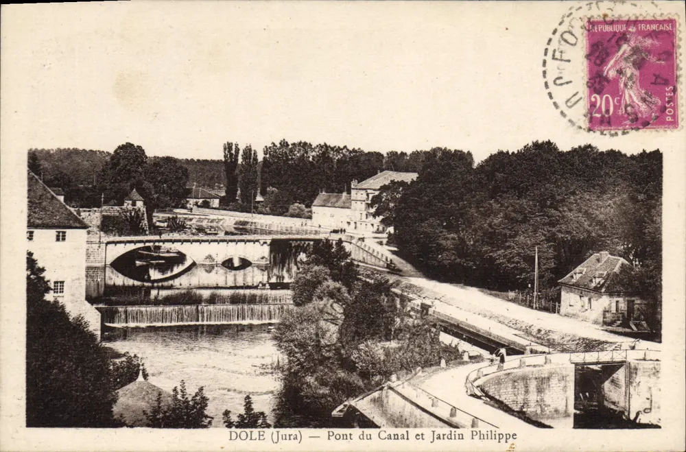 DOLE (Jura) — Ponte do Canal e Jardim Philippe - Frente