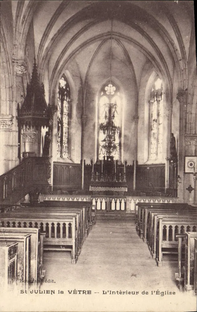 St JULIEN la VÊTRE — Innere des Kirchens — Verlag Bourzand - Vorderseite