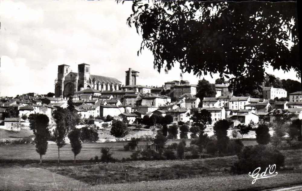 La Chaise-Dieu — Abtei Saint-Robert — allgemeiner Blick nach Süden — Photo-Édition Olliergues, Paris - Vorderseite