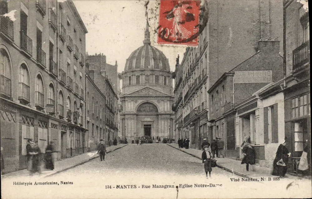 NANTES - Rue Mazagran - Kirche Notre-Dame — Héliotypie Armoricaine, Nantes, Nr. 134 - Vorderseite
