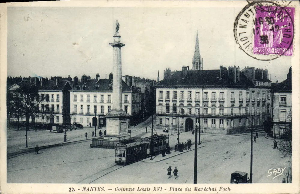 NANTES — Säule Louis XVI — Place du Maréchal Foch — Gaby - Vorderseite