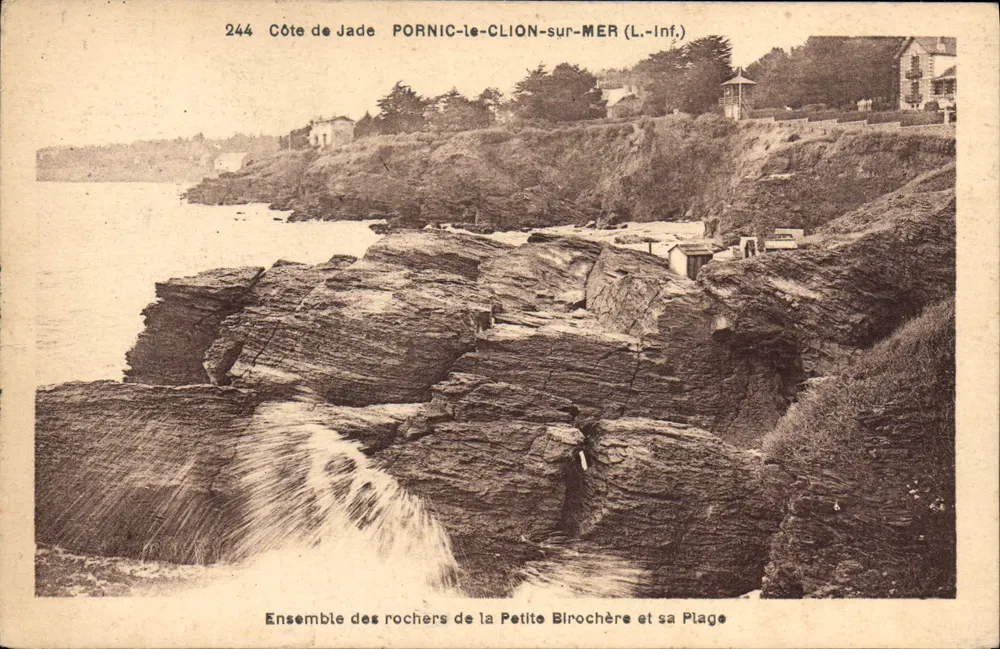 Côte de Jade — Conjunto dos rochedos da Petite Birochère e sua Praia — PORNIC-le-CLION-sur-MER (L.-Inf.) - Frente