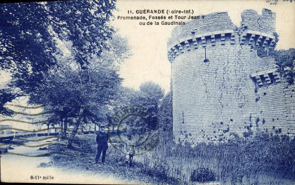 Guérande (Loire-Inf.) — Promenade, Fossés und Tour Jean V oder de la Gaudinals — F. Chapeau, Verlag, 18, Bd Eugène-Oriens, Nantes - Vorderseite