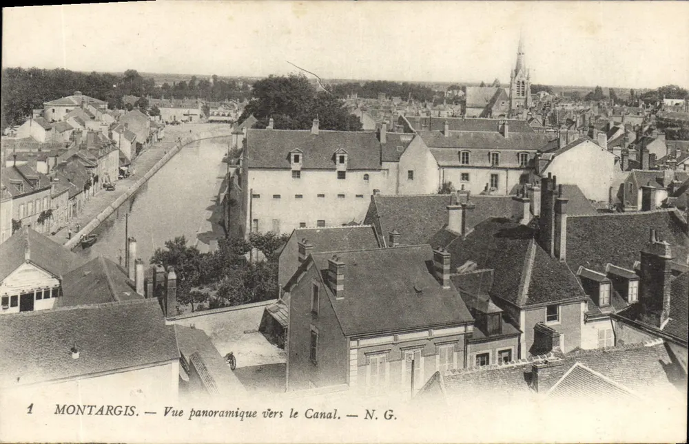 Montargis — Panoramablick zum Kanal — N. G. - Vorderseite