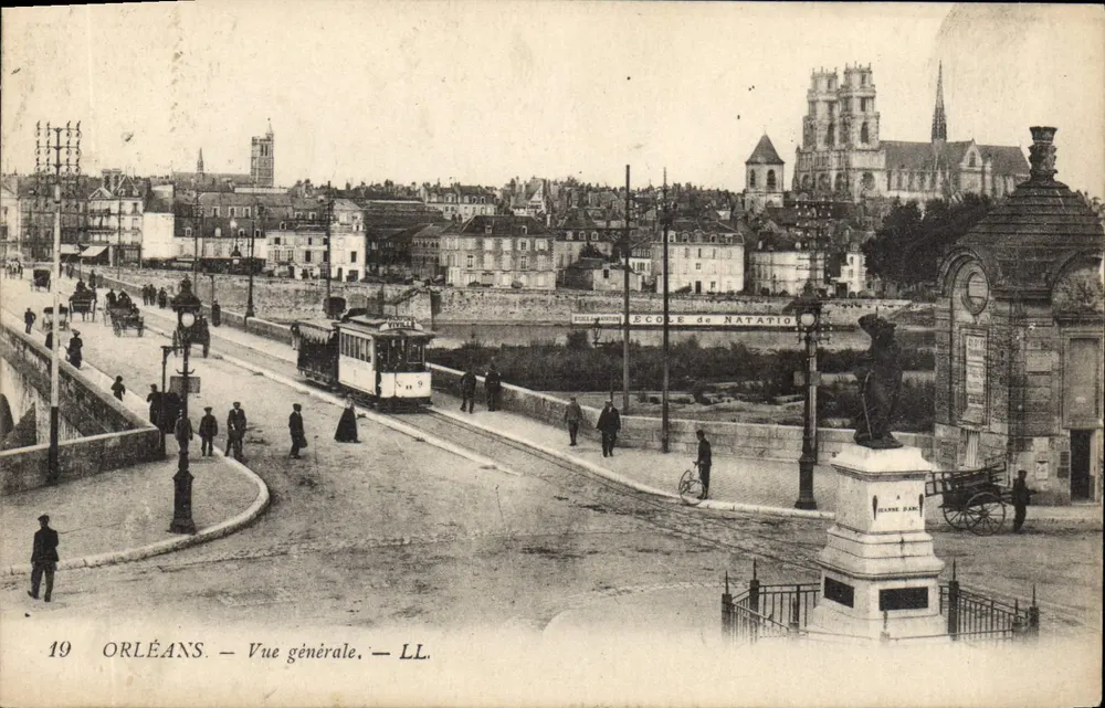 Orléans — Vista geral — LL. - Frente