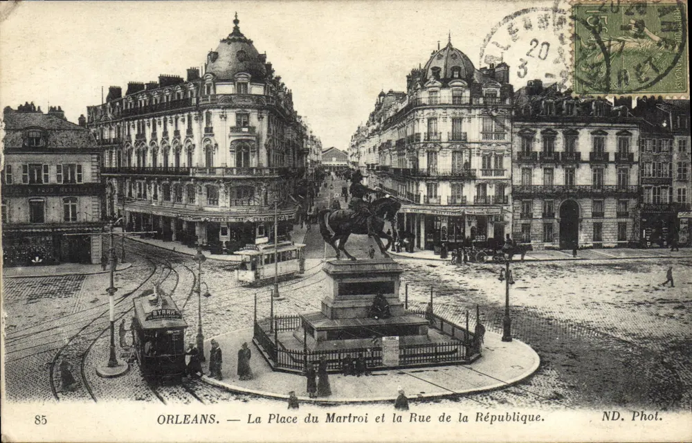 Orléans — Die Place du Martroi und die Rue de la République — ND. Phot. - Vorderseite