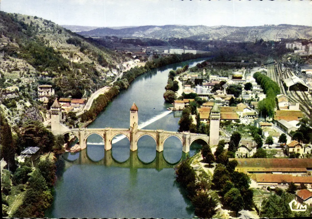 Puente Valentré — vista aérea — CI. 105-121 — editor CIM - Anverso