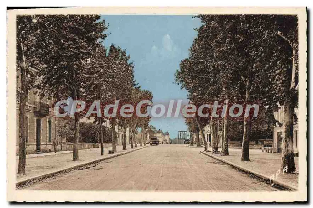 Marmande — De Avenue van de Brug — De Ansichtkaarten A.P.A. - Voorkant