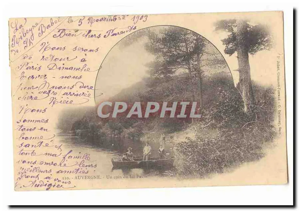 Auvergne — Um canto do lago Pavin — J. Jullot, Vichy, França - Frente