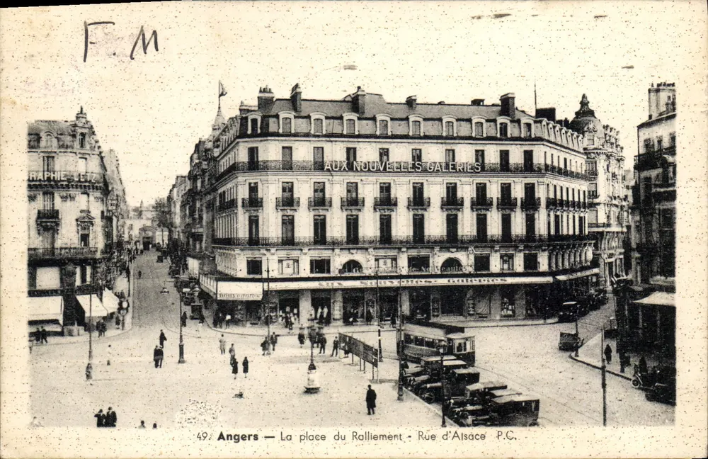 Angers — Place du Ralliement — Rue d'Alsace — P.C. — Aux Nouvelles Galeries - Vorderseite