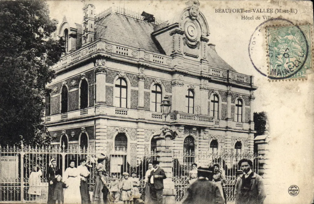 Beaufort-en-Vallée (M.-et-L.) — Rathaus — Verlag TAPA (Paris) n°49 - Vorderseite