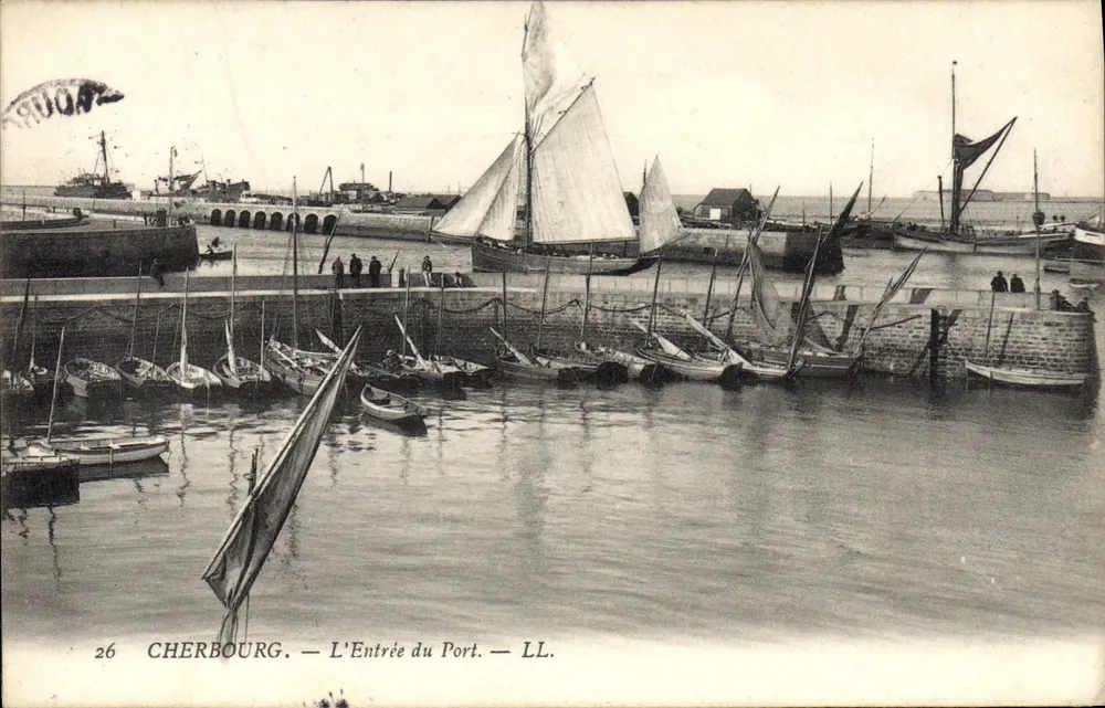 Cherbourg — A Entrada do Porto — LL. n°26 - Frente