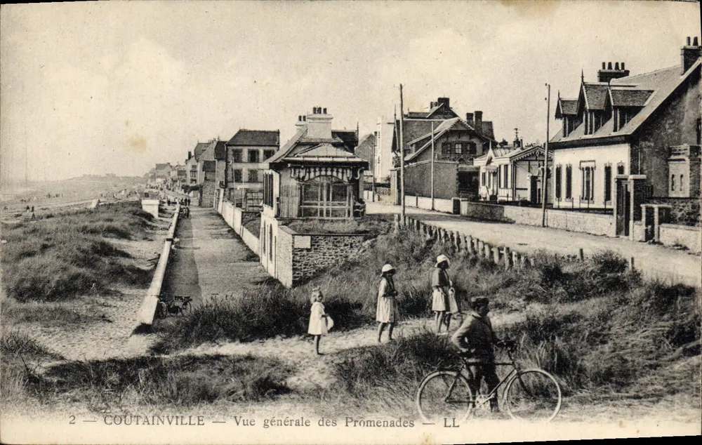 Coutainville — Allgemeiner Blick auf die Promenaden — LL - Vorderseite