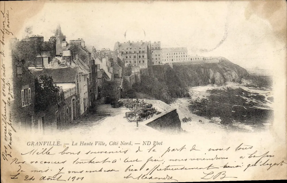 Granville — Die Oberstadt, Nordseite — ND Phot - Vorderseite