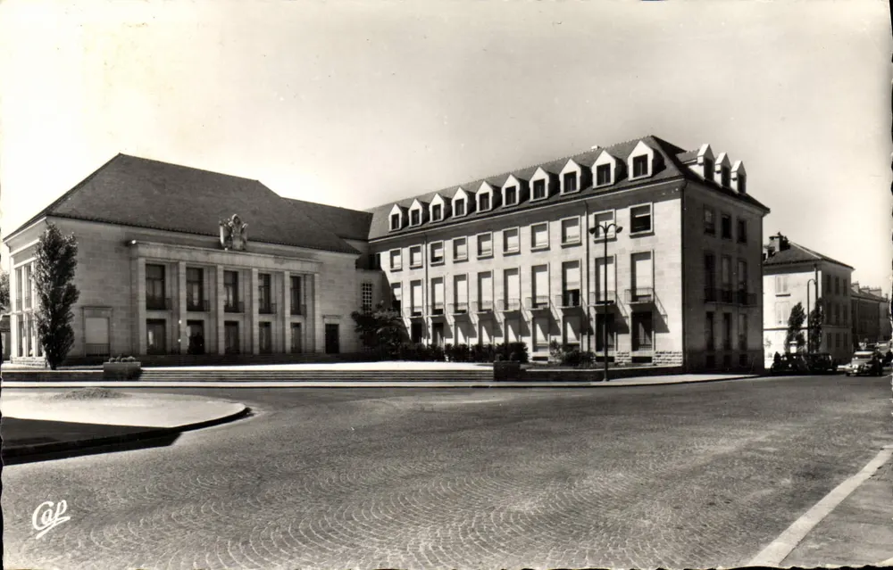 Hotel Mess des Officiers — Châlons-sur-Marne — Verlag Réal-Photo - Vorderseite