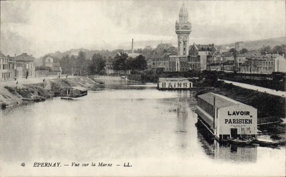 ÉPERNAY — Vista sobre a Marne — LL. - Frente