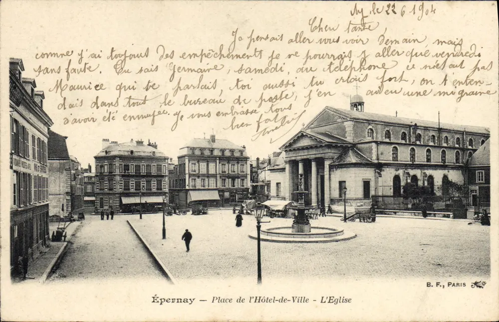 Épernay — Place de l'Hôtel-de-Ville — Kirche — B. F., PARIS - Vorderseite