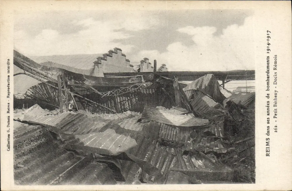 Reims en sus años de bombardeos 1914-1917 — Docks Béthény — Edición Petit Béthény, n° 262 - Anverso
