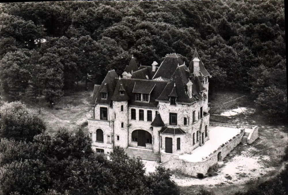 Villers-sous-Châtillon — Das Schloss — Luftaufnahme — Coabier Editions - Vorderseite