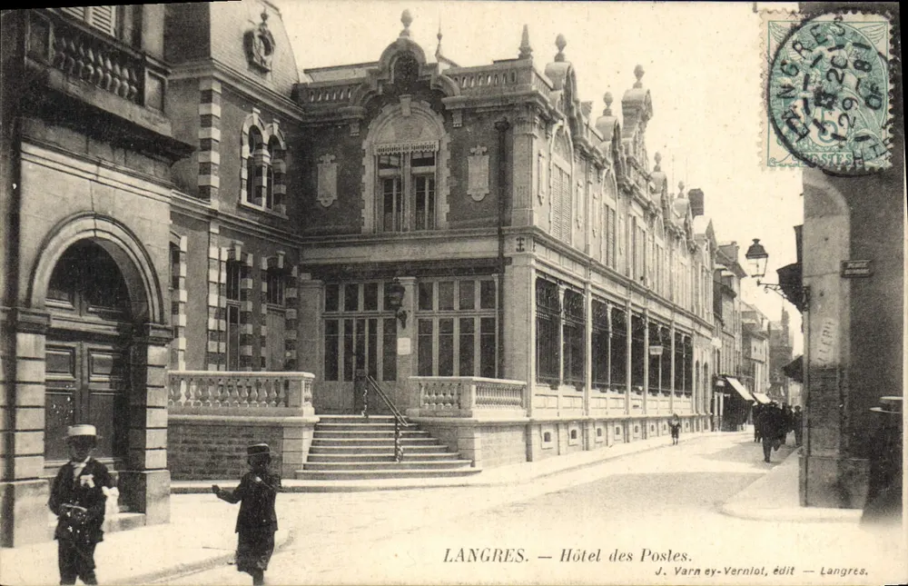 Langres — Hotel das Postas — J. Varney-Vernlot, editor — Langres - Frente
