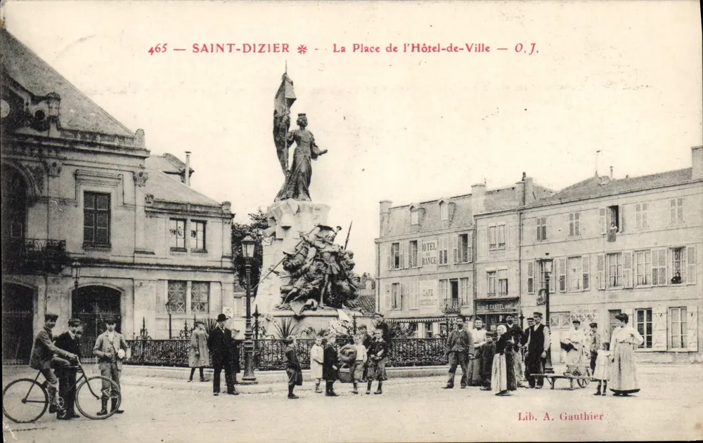 Saint-Dizier — Die Place de l'Hôtel-de-Ville — Lib. A. Gauthier - Vorderseite