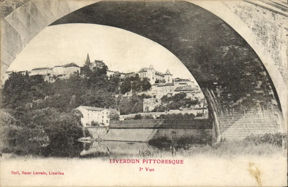 Liverdun pittoresque — 3e vue — Noël, Bazar Lorrain - Frente